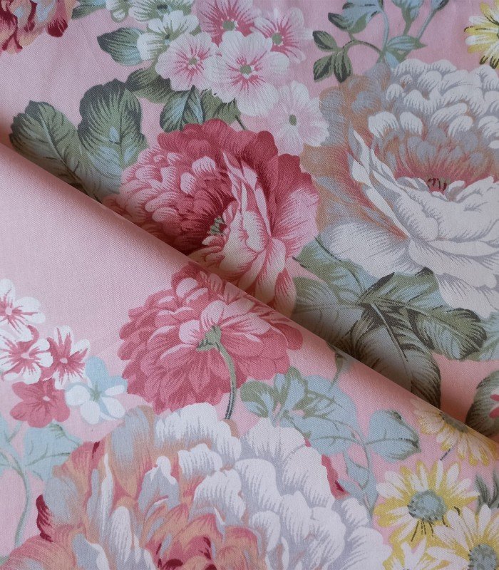 TELA ROSAS Y MARGARITAS