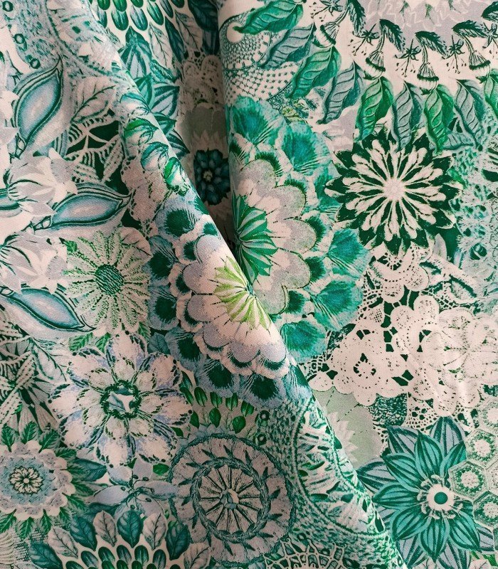 TELA TRASERA MANDALAS